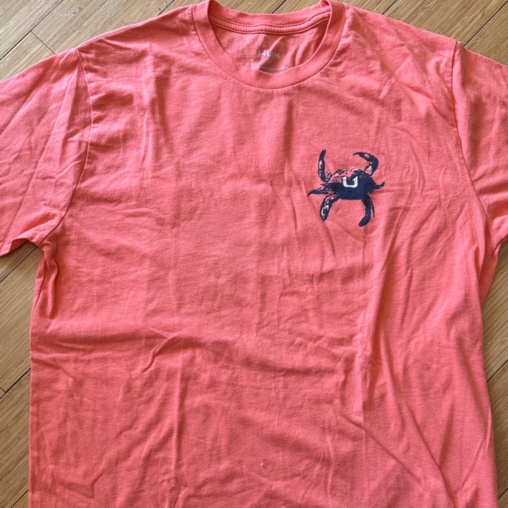 Huk Coral Short Sleeve Tee with Crab Design